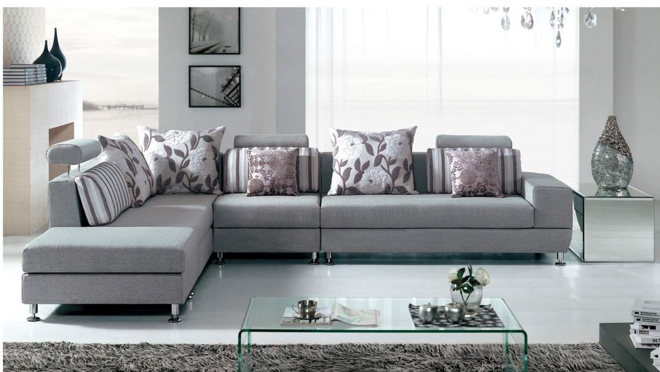 Hình ảnh cho mẫu ghế sofa nỉ đẹp hiện đại được bài trí trong không gian phòng khách gia đình Việt