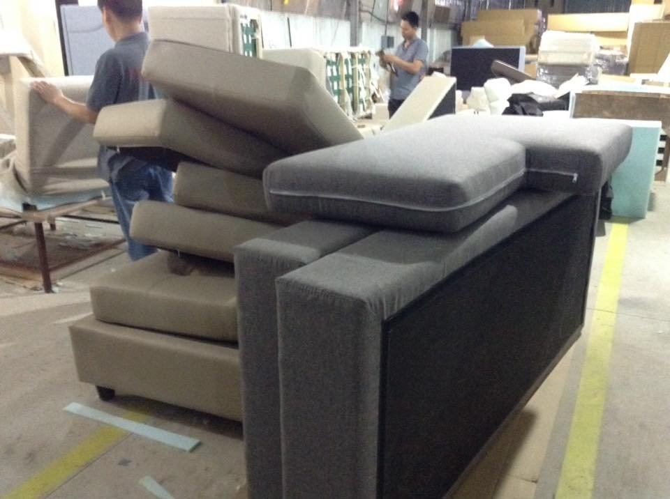 Hình ảnh xưởng đóng sofa giá rẻ theo yêu cầu tại Hà Nội