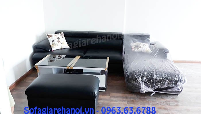 Hình ảnh ghế sofa da góc chữ L màu đen sang trọng và đẳng cấp cho căn phòng khách đẹp gia đình