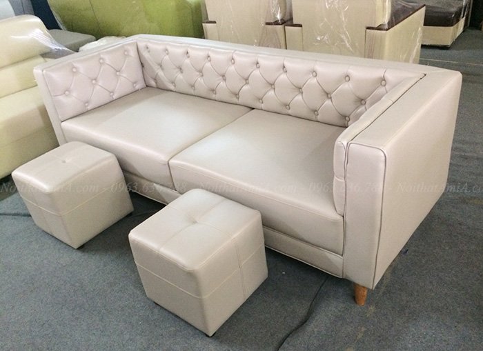 Hình ảnh Mẫu ghế sofa văng da đẹp 2 chỗ thiết kế rút khuy hiện đại