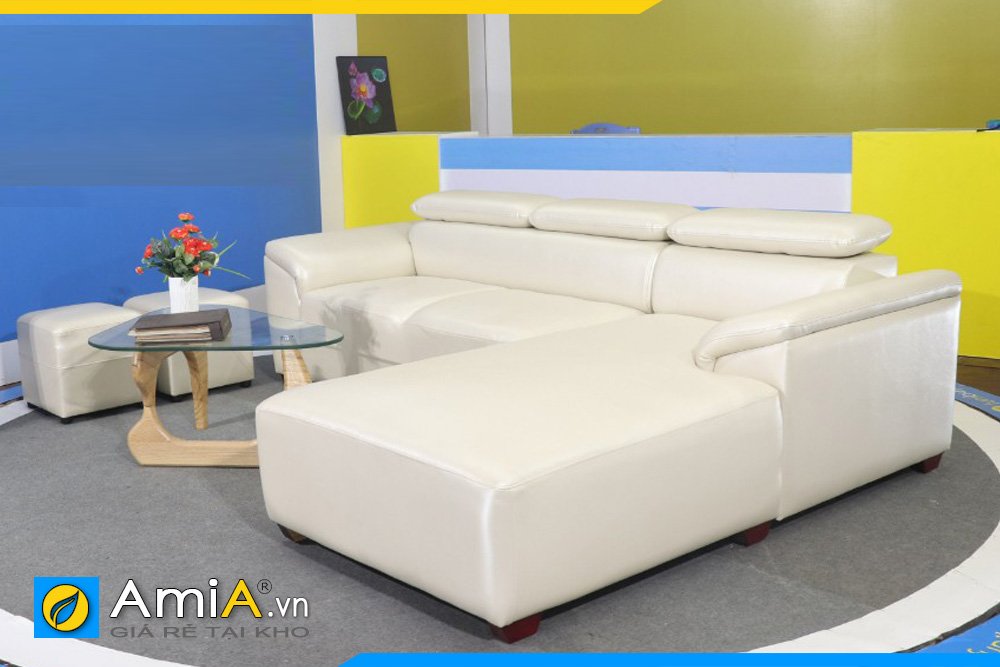 Góc cạnh của bộ sofa da màu trắng kem sang trọng kiểu góc AmiA SFD3320