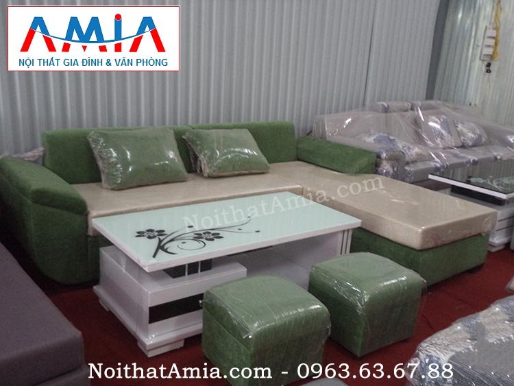 Hình ảnh cho mẫu bàn trà gỗ mặt kính trắng kết hợp cùng mẫu ghế sofa nỉ phòng khách